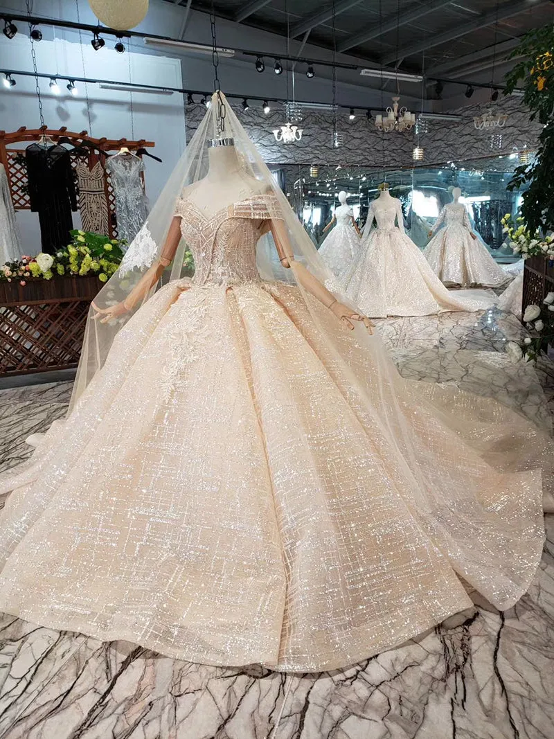 Off shoulder sweetheart new material bridal wedding gown